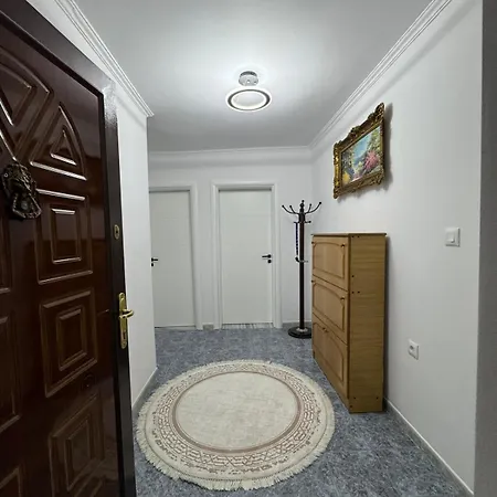 In Rus, Apartamento